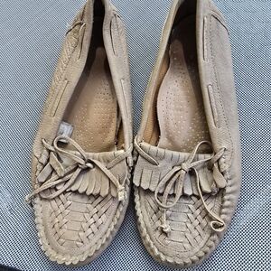 Walkables Women's Tan Leather Moccasins